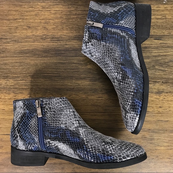 Anthropologie Vanessa Wu Snake Print Ankle Boots - Picture 4 of 8